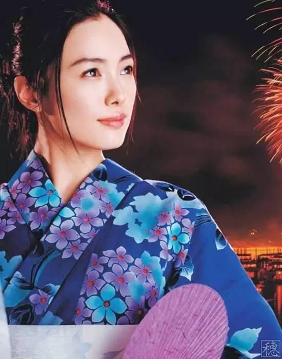 因为迪士尼和IMAX是有一个全球除中国地区以外的全球的独家的排他性